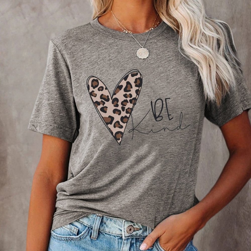 NWOT - BE Kind Leopard Heart Print Gray T-shirt - Size Medium